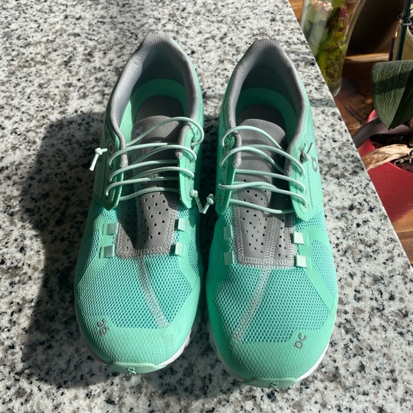 On Clouds Women's Mint Green Running Shoes - Picture 2 of 7